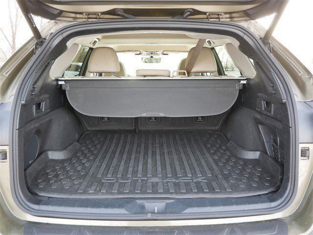 Used 2023 Subaru Outback Limited w/ Tech Package 3 image 16