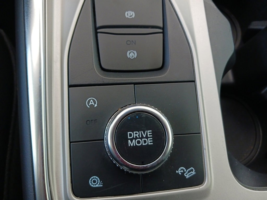 Used 2024 Ford Explorer Limited image 21