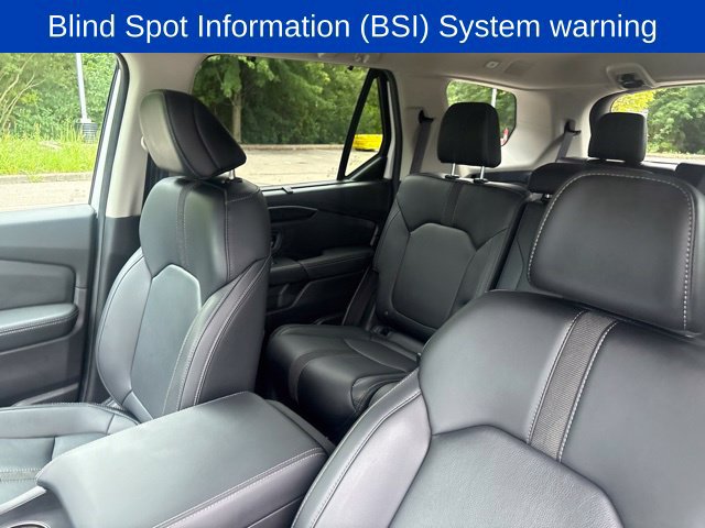 Used 2025 Honda Pilot EX-L image 13