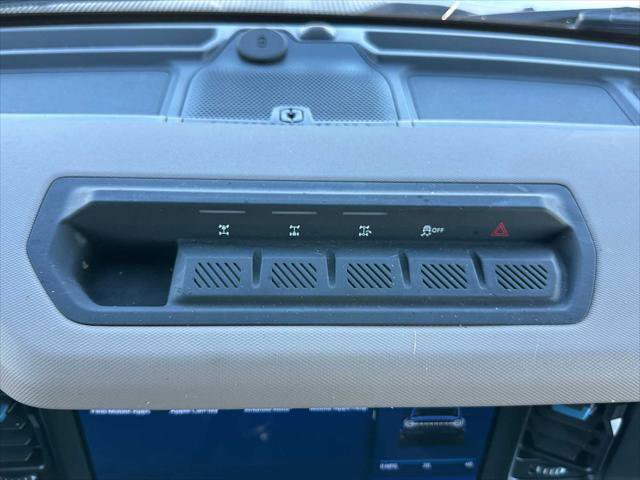 Used 2023 Ford Bronco Wildtrak image 33