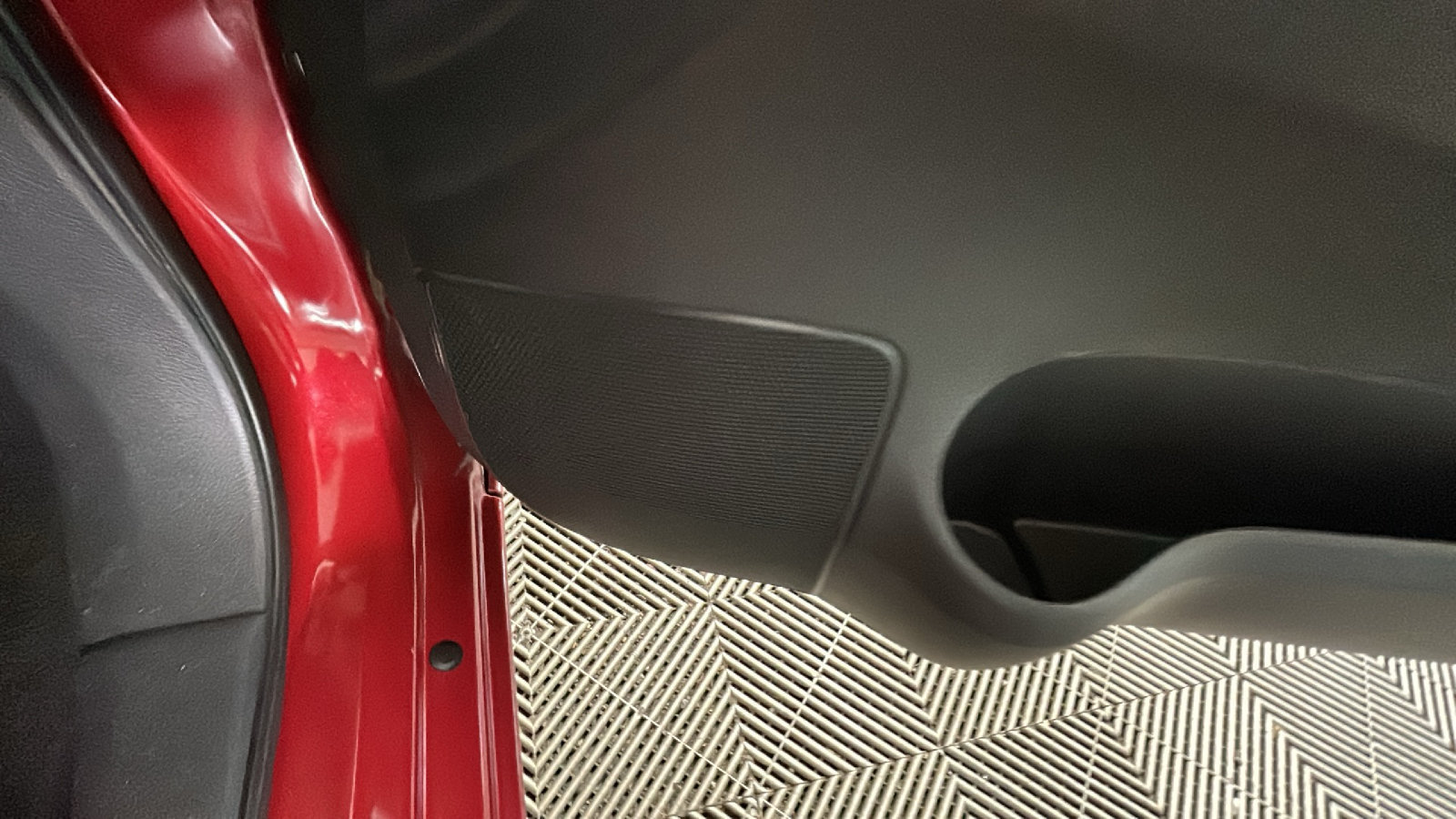 Used 2015 Nissan Sentra SV FWD image 38