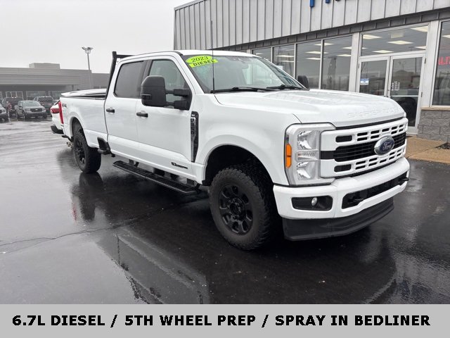 Used 2023 Ford F350 XLT image 1