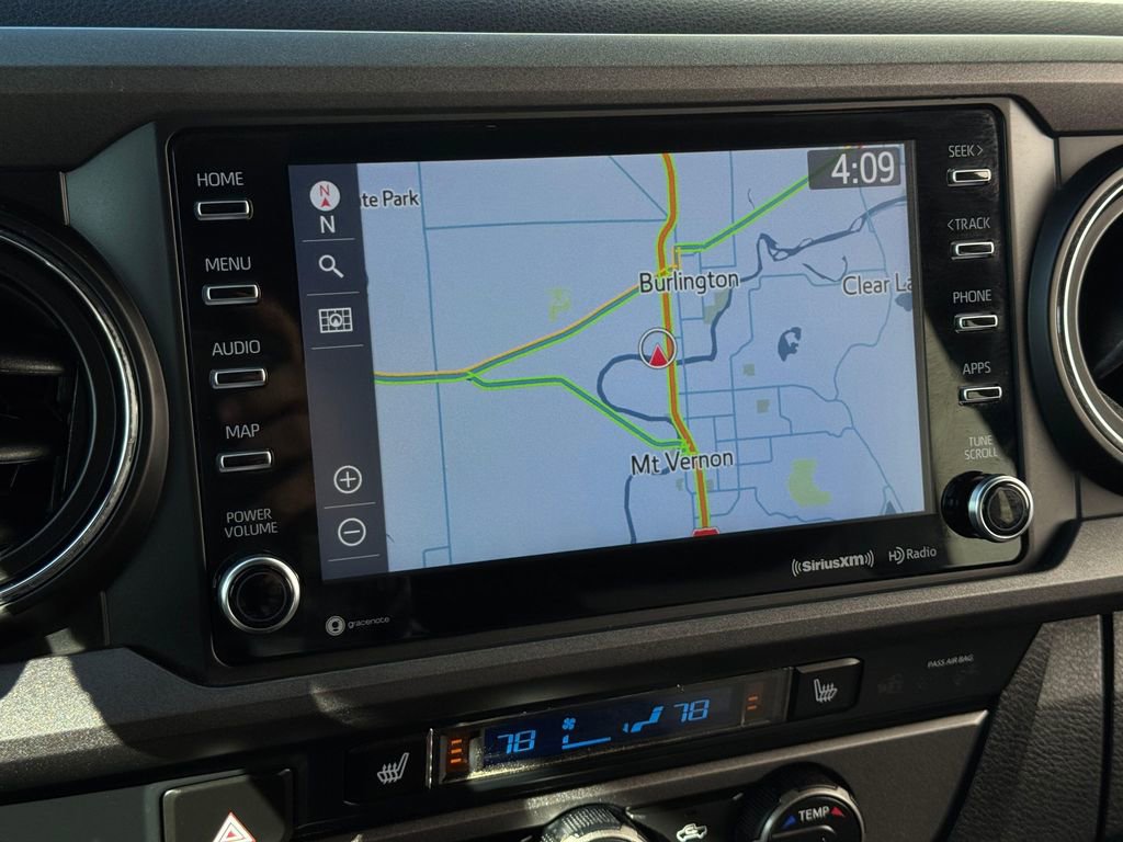 Used 2020 Toyota Tacoma TRD Off-Road w/ Technology Package AWD/4WD image 19