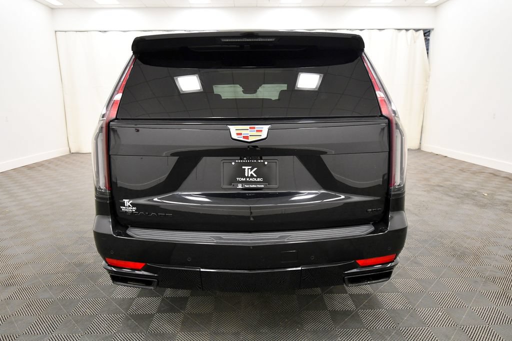 Used 2022 Cadillac Escalade Sport w/ Touring Package AWD/4WD image 6