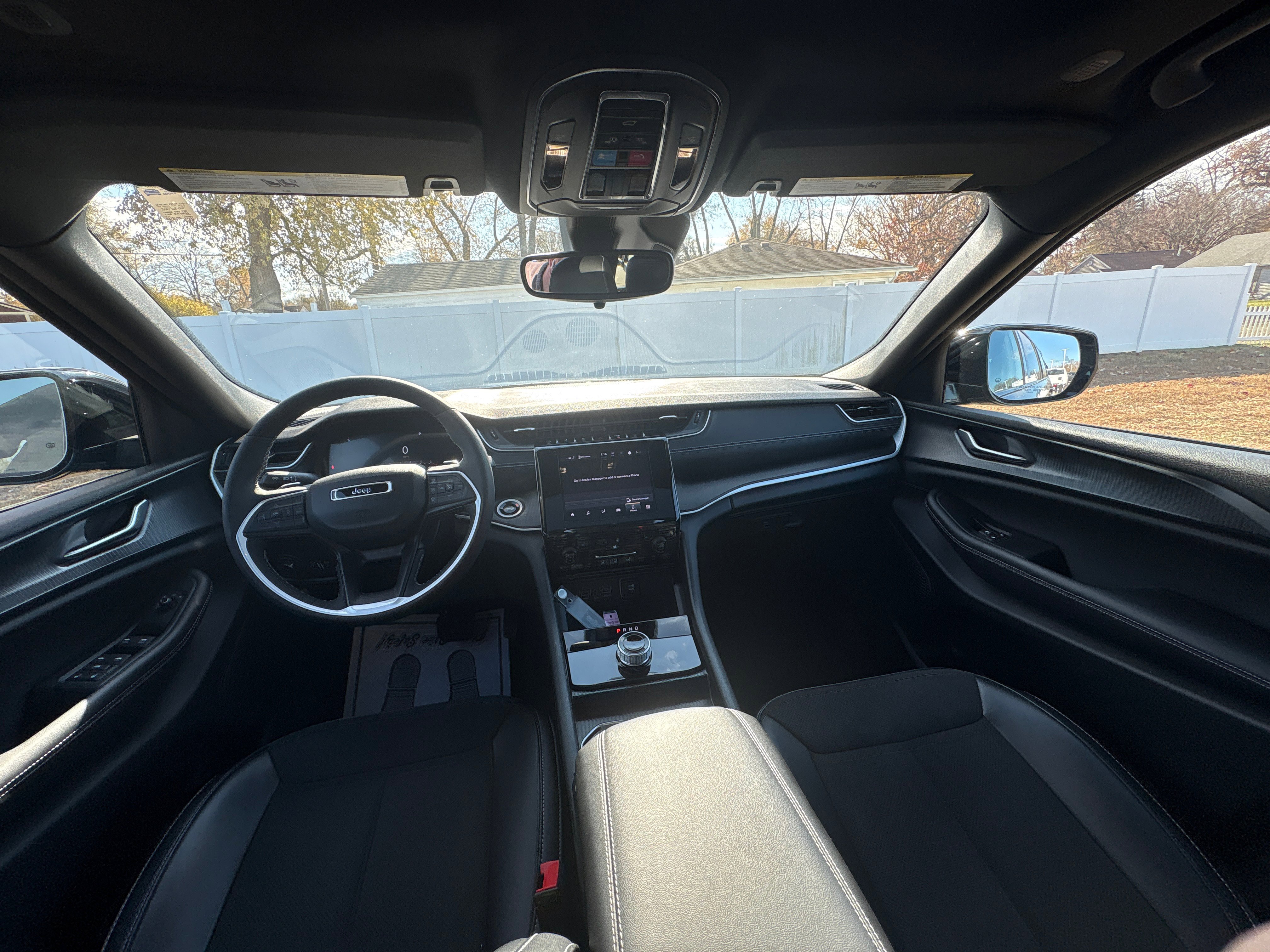 Used 2024 Jeep Grand Cherokee L Altitude image 12