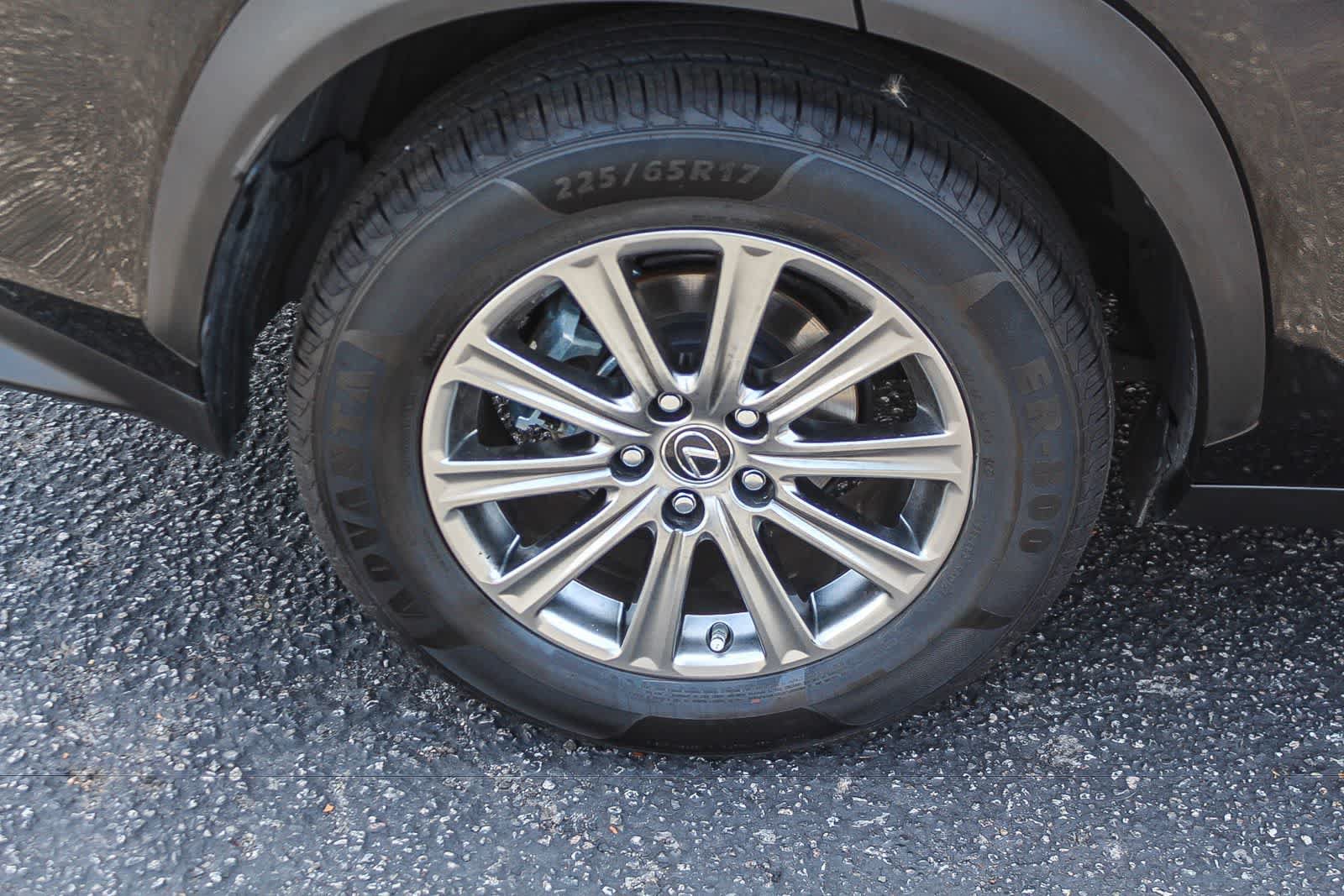 Used 2019 Lexus NX 300 FWD image 12