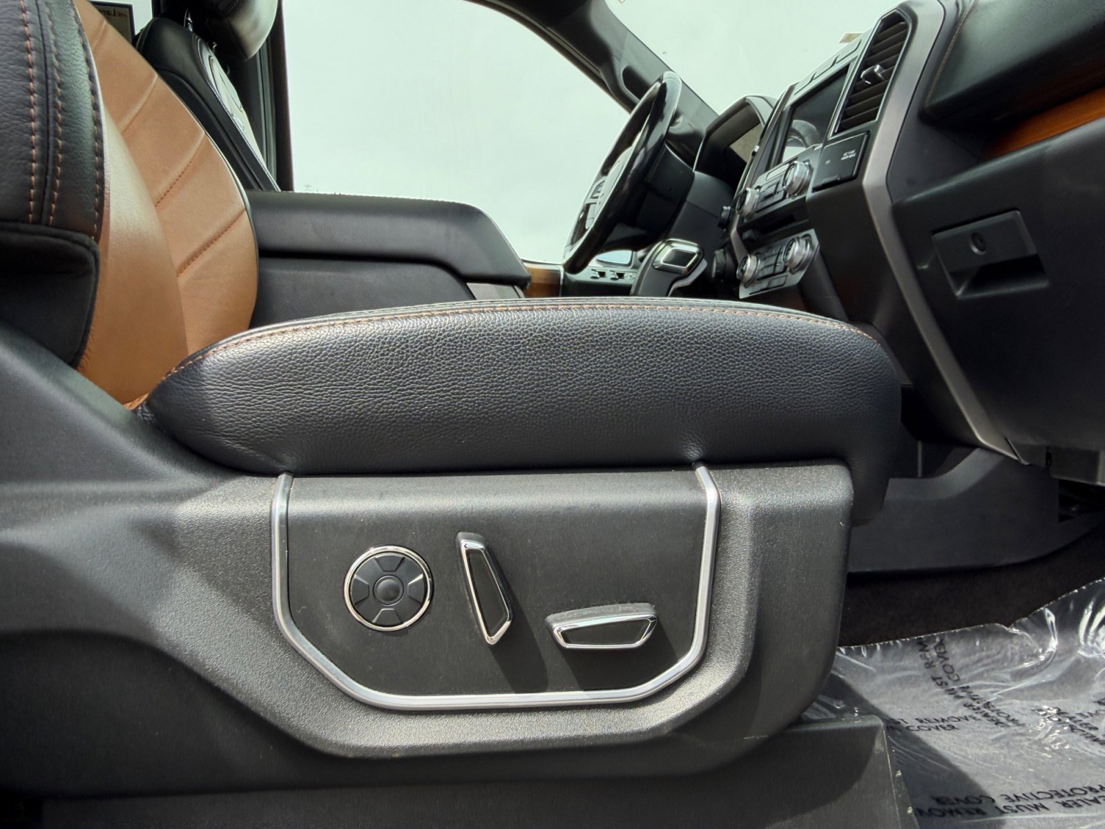 Used 2017 Ford F150 Limited AWD/4WD image 26