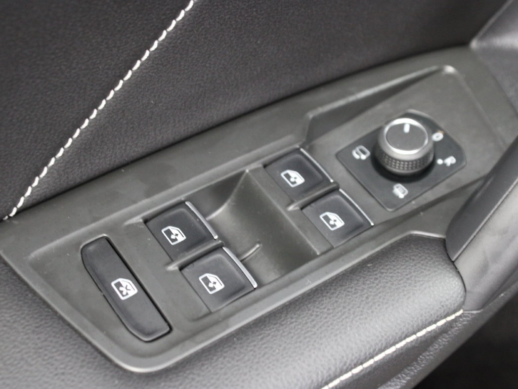 Used 2024 Volkswagen Tiguan SEL R-Line w/ MDO Package, Two-Row AWD/4WD image 61