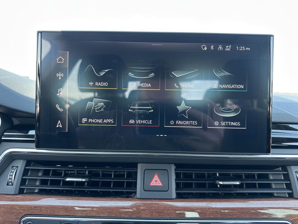 Used 2022 Audi A4 2.0T Premium image 29