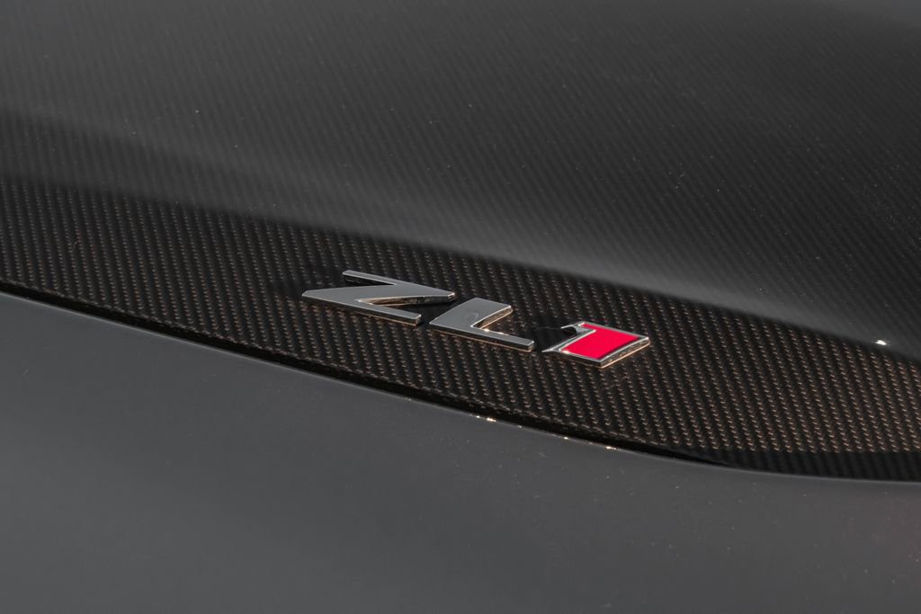 Used 2020 Chevrolet Camaro ZL1 image 48