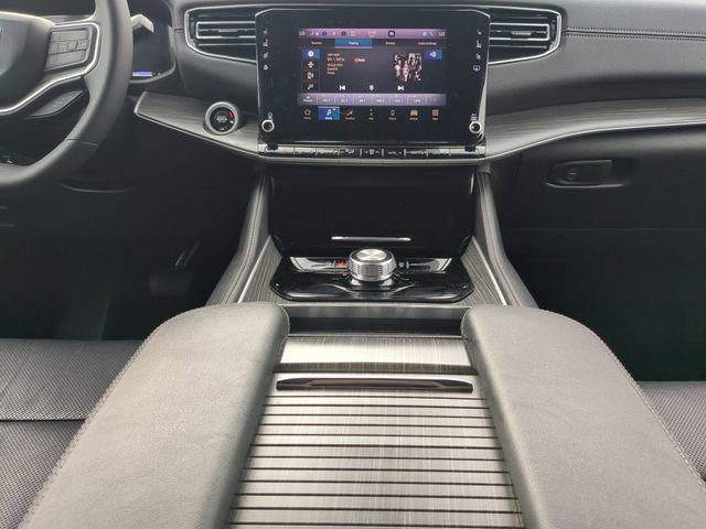 Used 2024 Jeep Wagoneer Series II image 18