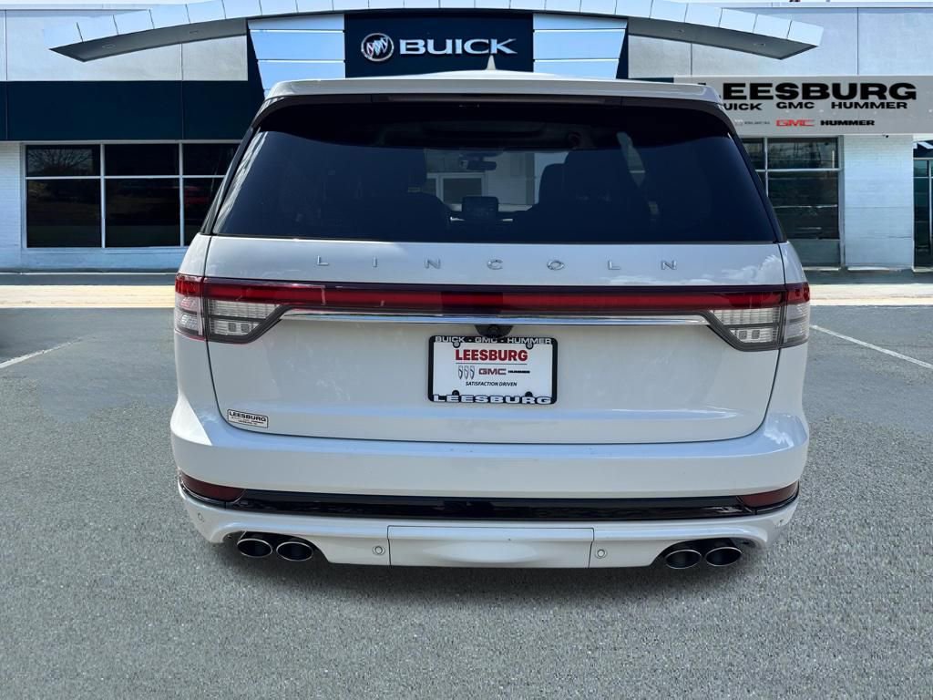 Used 2021 Lincoln Aviator Grand Touring w/ Elements Package Plus AWD/4WD image 6
