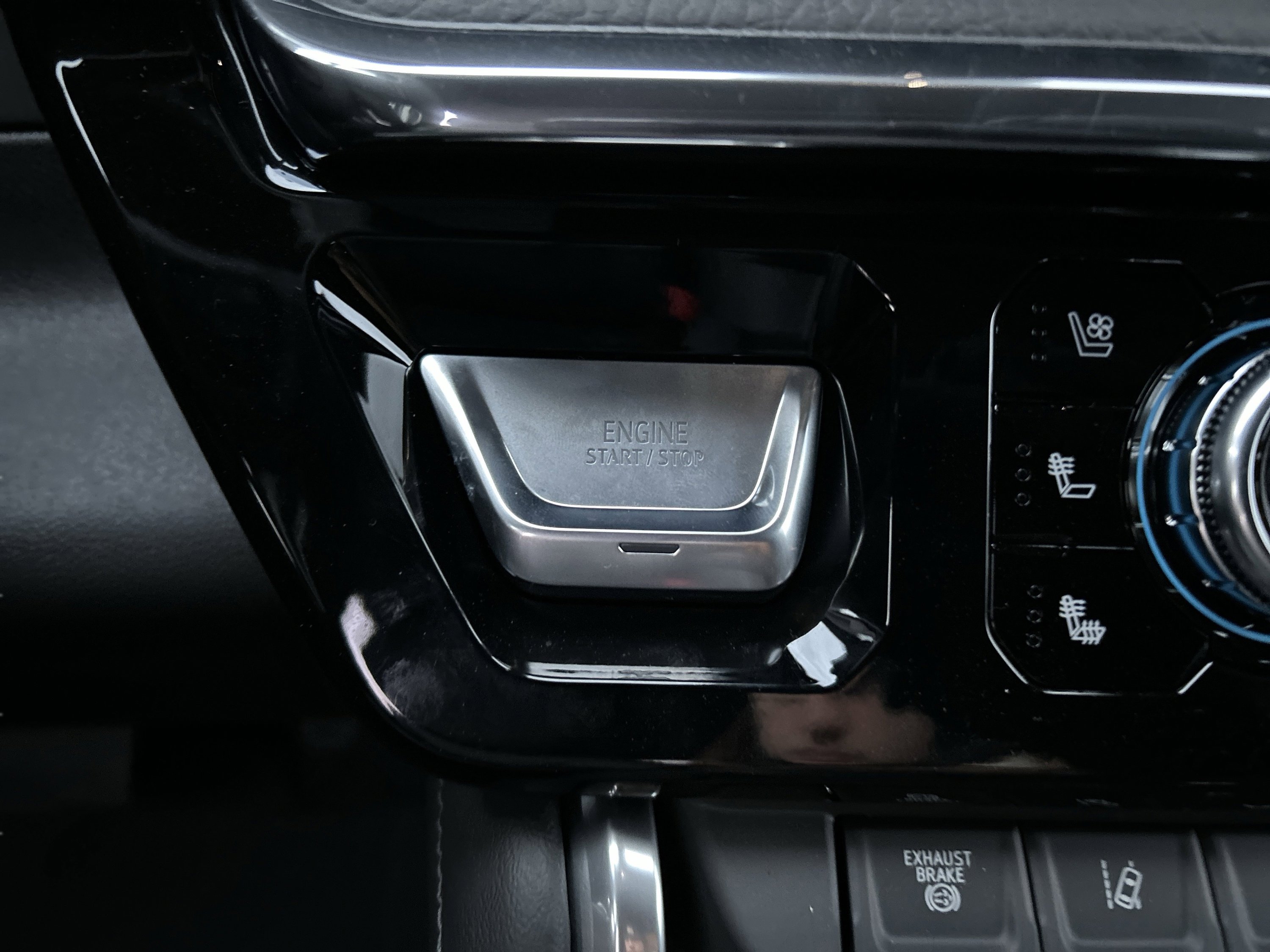 New 2026 GMC Sierra 2500 Denali w/ Max Trailering Package image 21