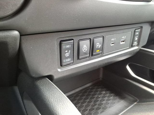 Certified 2024 Nissan Frontier SV w/ SV Convenience Package RWD image 27