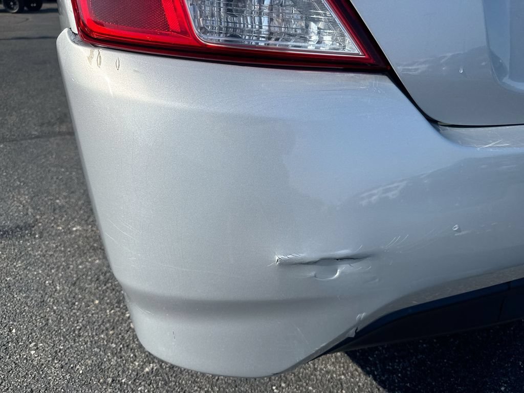 Used 2018 Nissan Versa SV w/ SV Special Edition Package FWD image 30