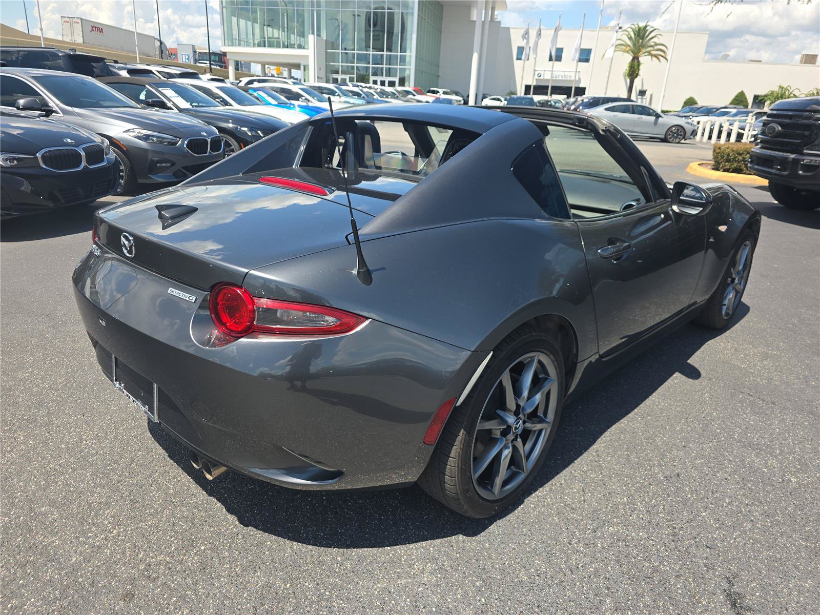 Used 2021 MAZDA MX-5 Miata RF Grand Touring RWD image 3