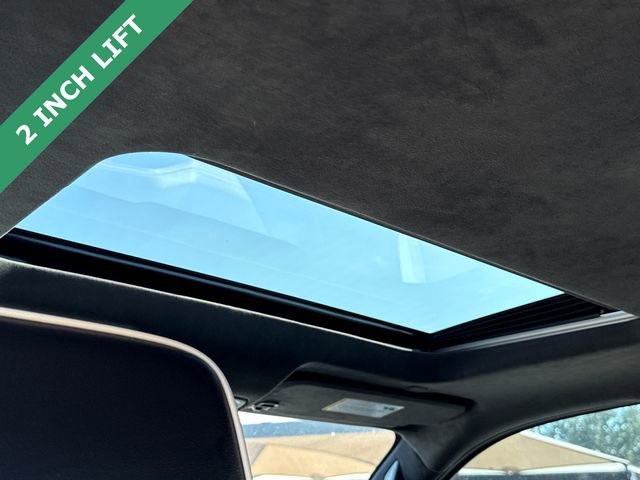 Used 2022 GMC Sierra 1500 AT4X image 11