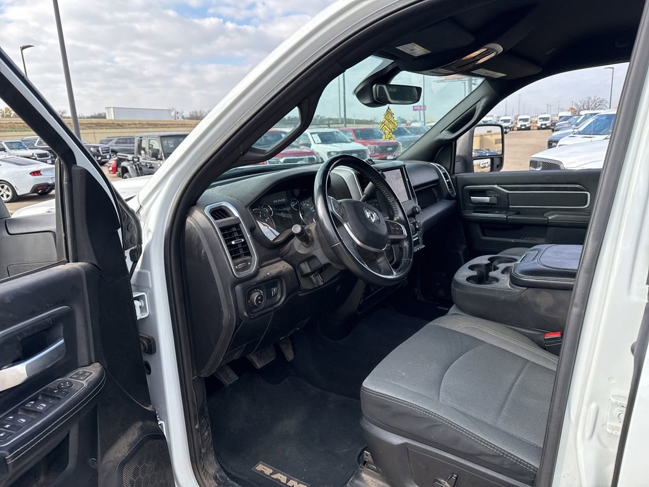 Used 2024 RAM 3500 Big Horn image 20