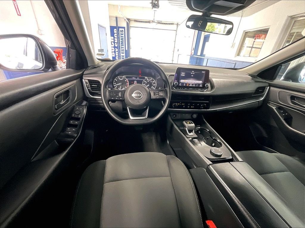Certified 2024 Nissan Rogue S AWD/4WD image 18