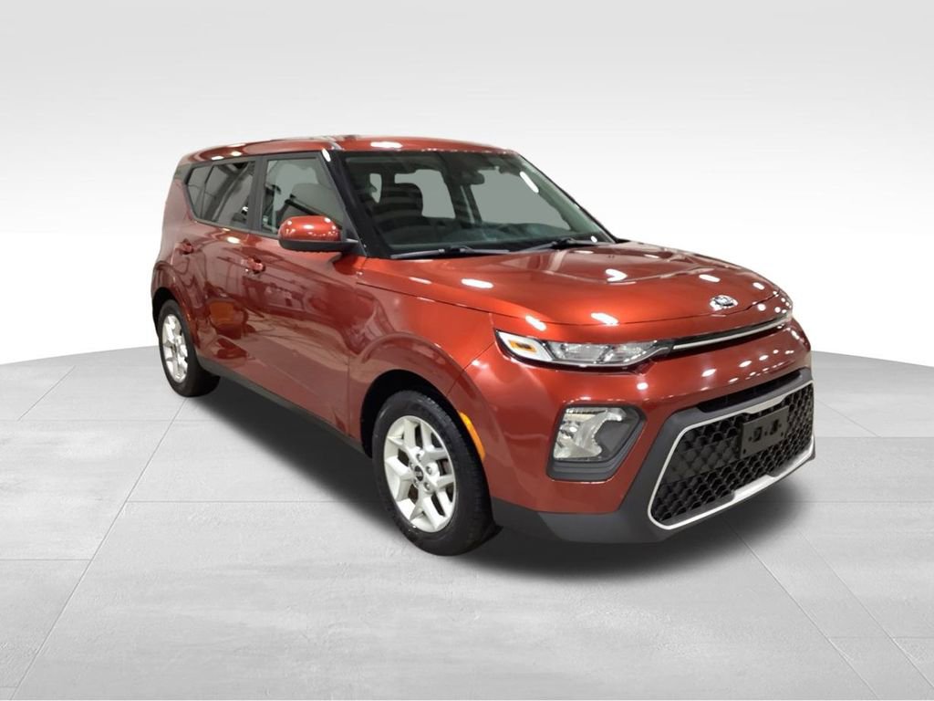 Certified 2020 Kia Soul S image 4