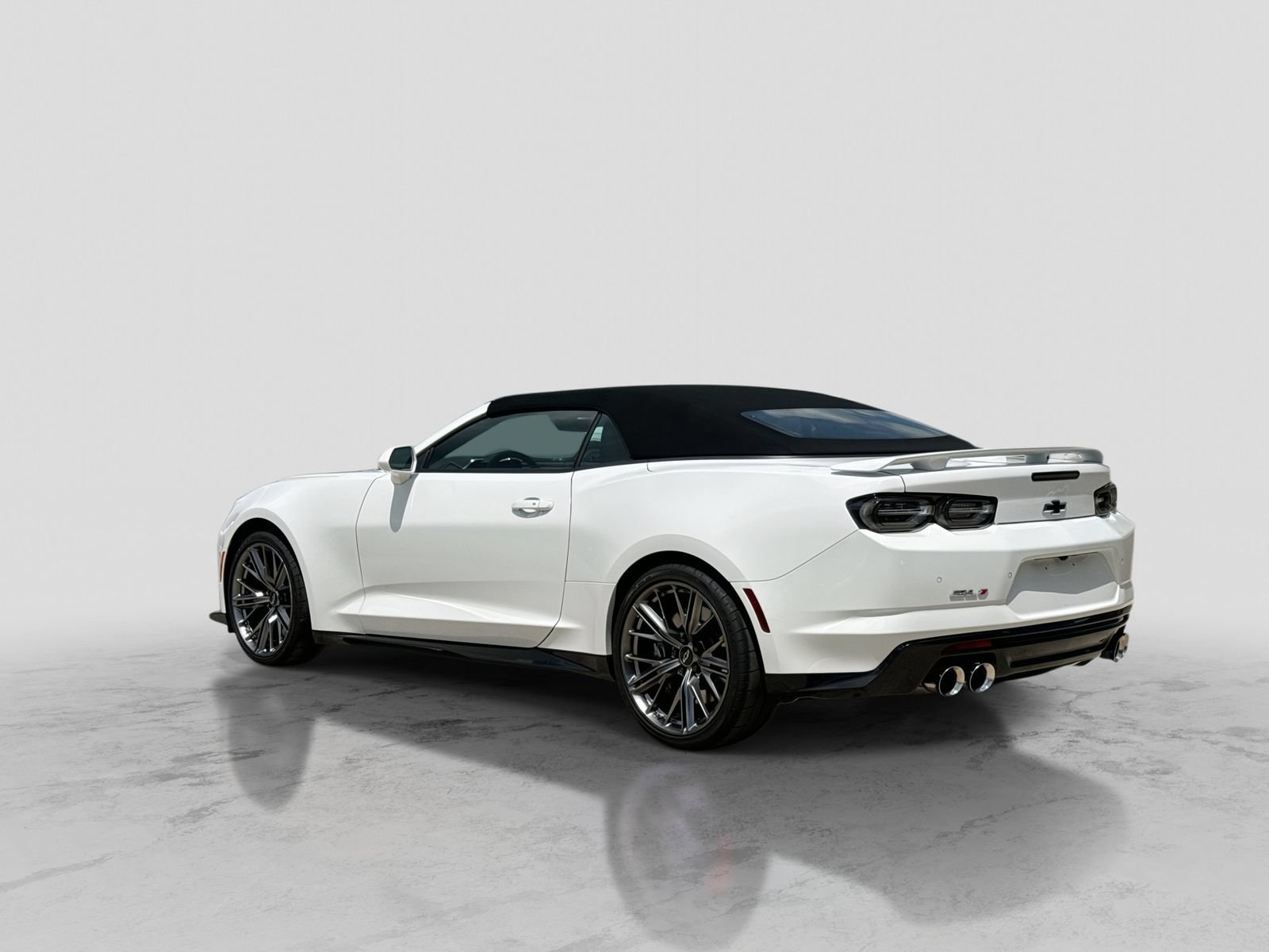 Used 2023 Chevrolet Camaro ZL1 RWD image 5