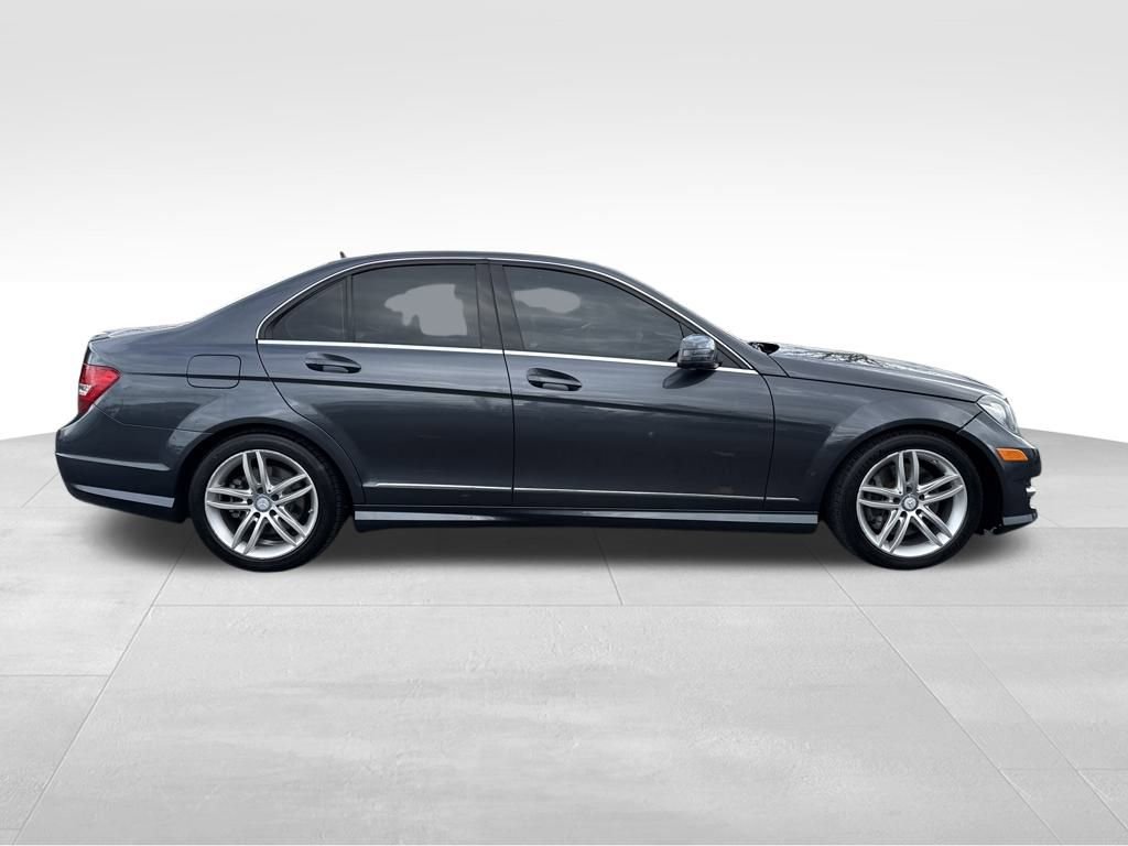 Used 2013 Mercedes-Benz C 300 4MATIC Sedan image 10