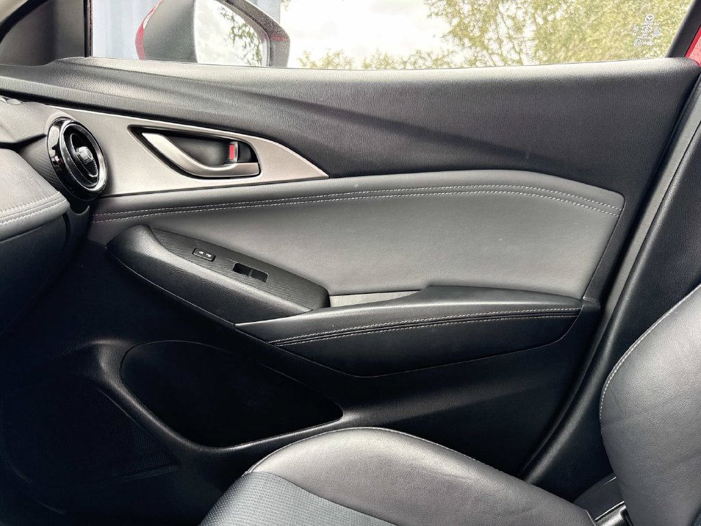 Used 2019 MAZDA CX-3 Touring w/ Touring I-ACTIVSENSE Package FWD image 25