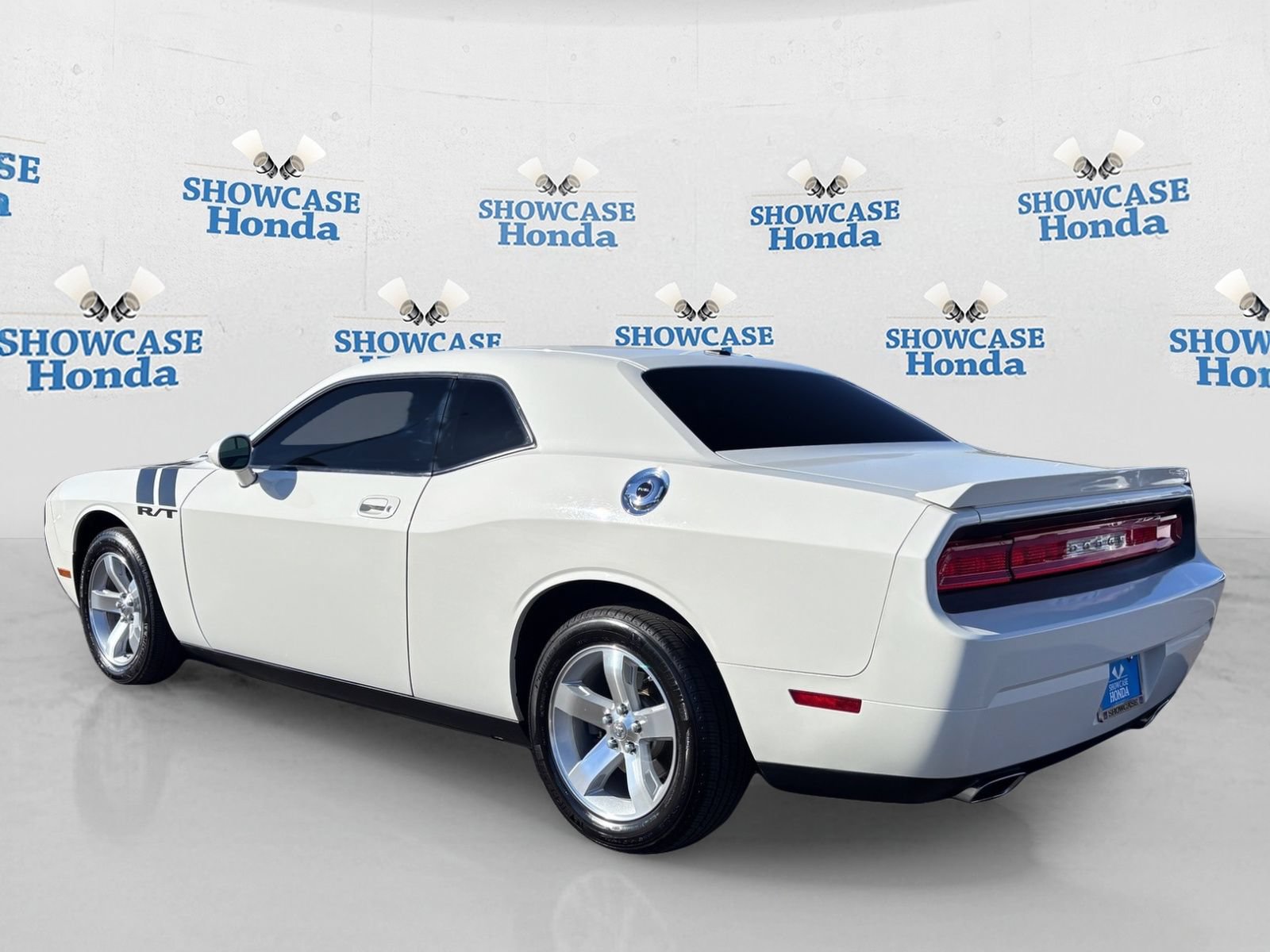 Used 2009 Dodge Challenger R/T RWD image 5