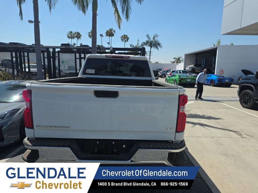 Certified 2022 Chevrolet Silverado 2500 LTZ w/ Safety Package AWD/4WD image 6