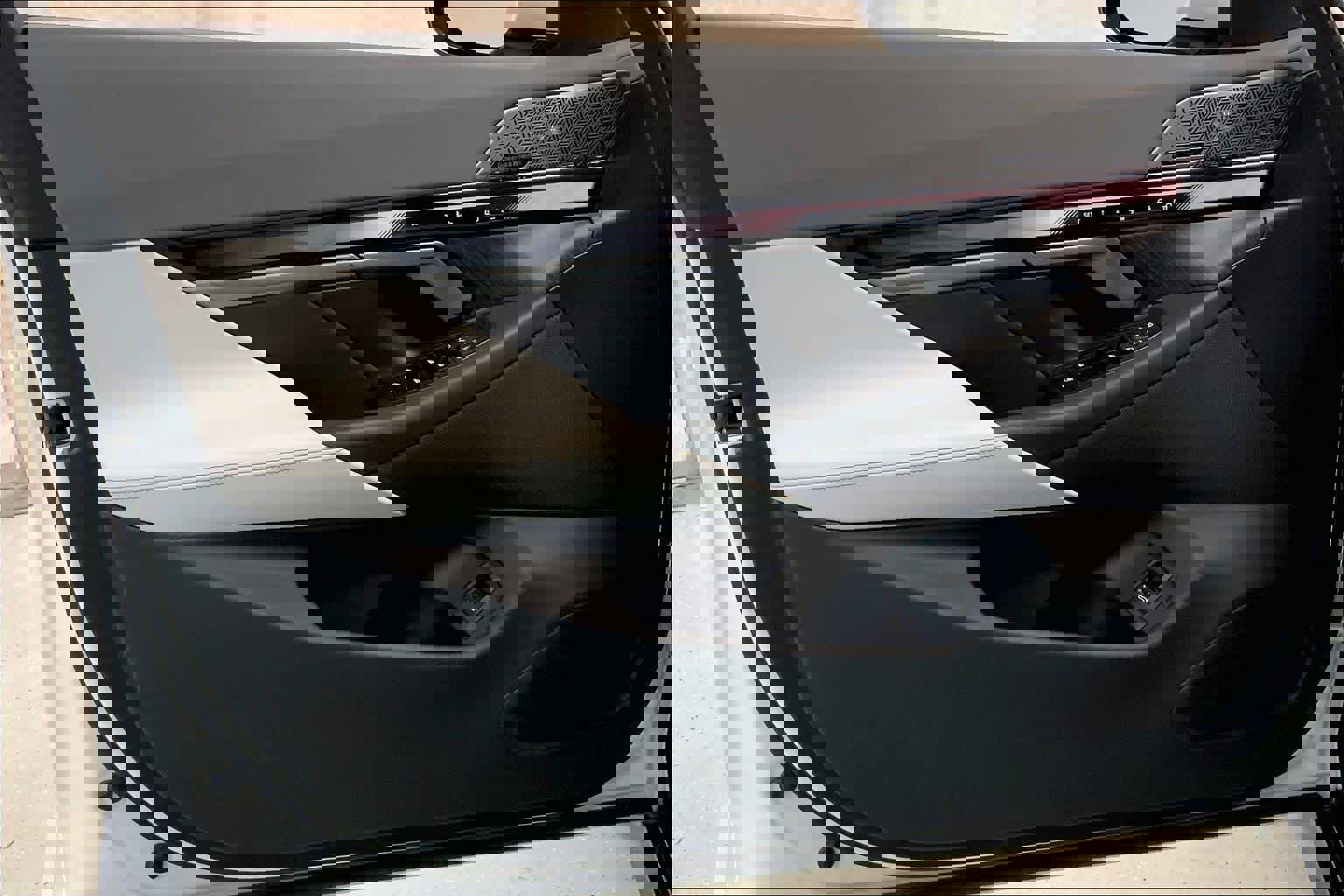 Certified 2024 BMW 540i xDrive w/ Premium Package image 21