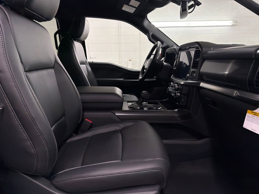 New 2025 Ford F150 Lariat w/ Equipment Group 501A Mid image 28