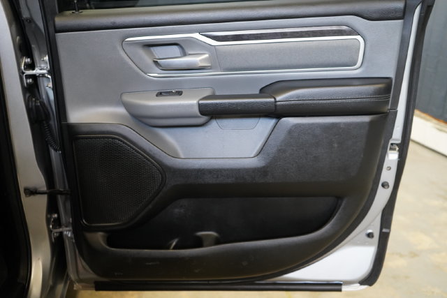 Used 2022 RAM 1500 Big Horn AWD/4WD image 38