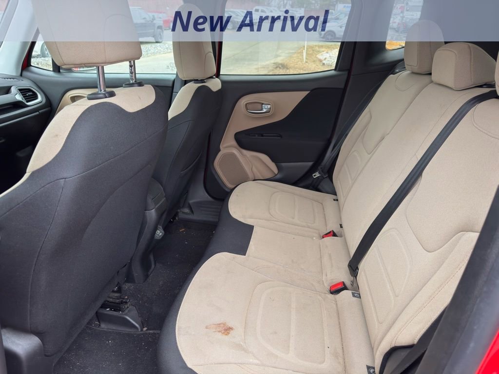 Used 2019 Jeep Renegade Latitude image 8