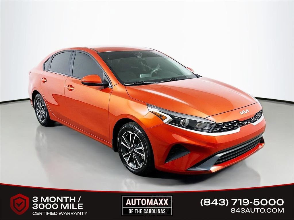 Used 2023 Kia Forte LXS image 1