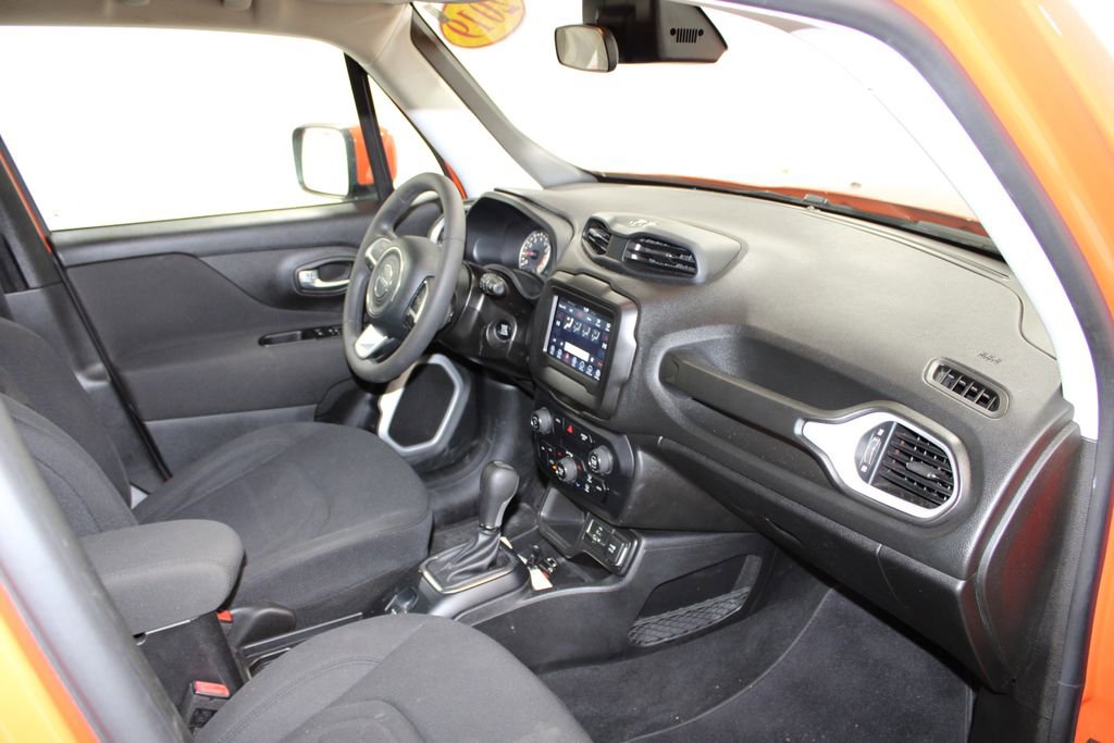 Used 2019 Jeep Renegade Latitude image 26