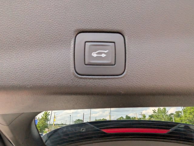 Used 2023 Chevrolet TrailBlazer ACTIV w/ Sun and Liftgate Package AWD/4WD image 20