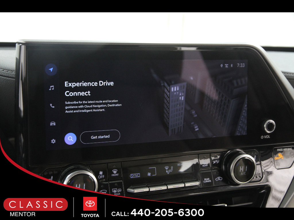 Certified 2025 Toyota Highlander Limited image 10