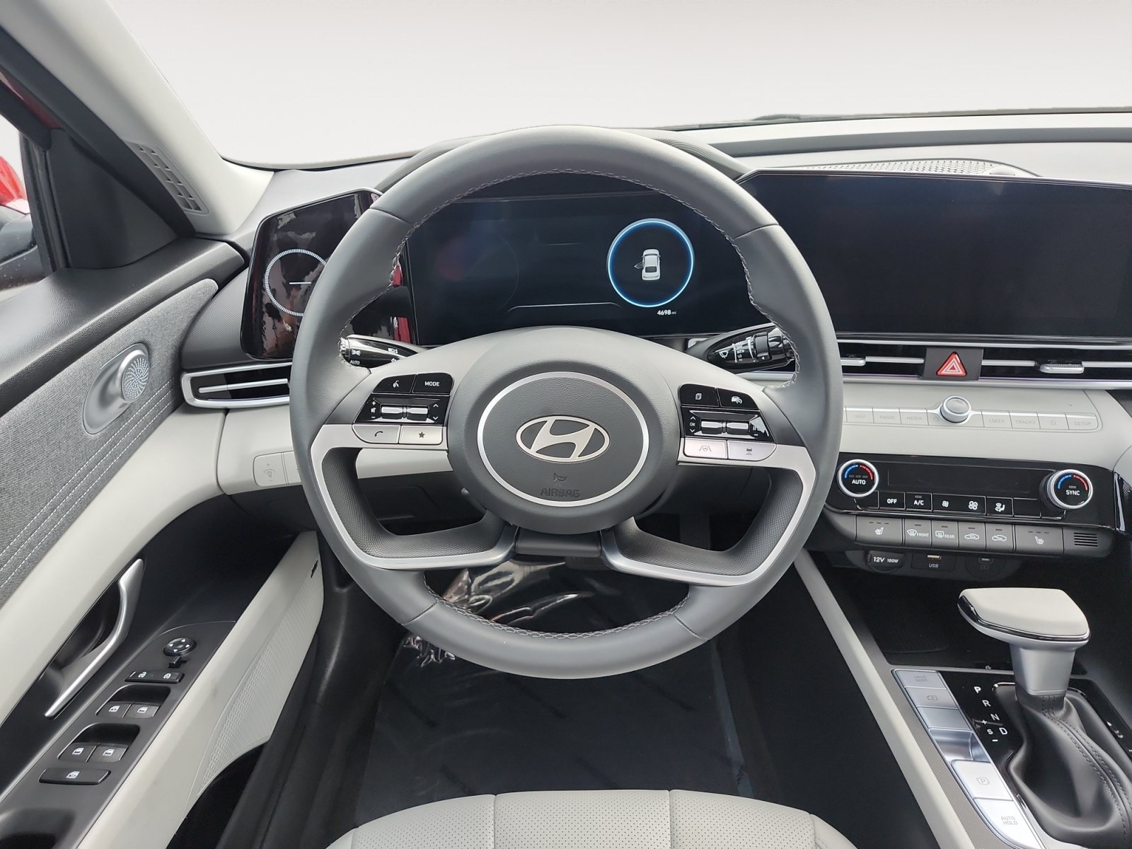 Used 2026 Hyundai Elantra Limited FWD image 13