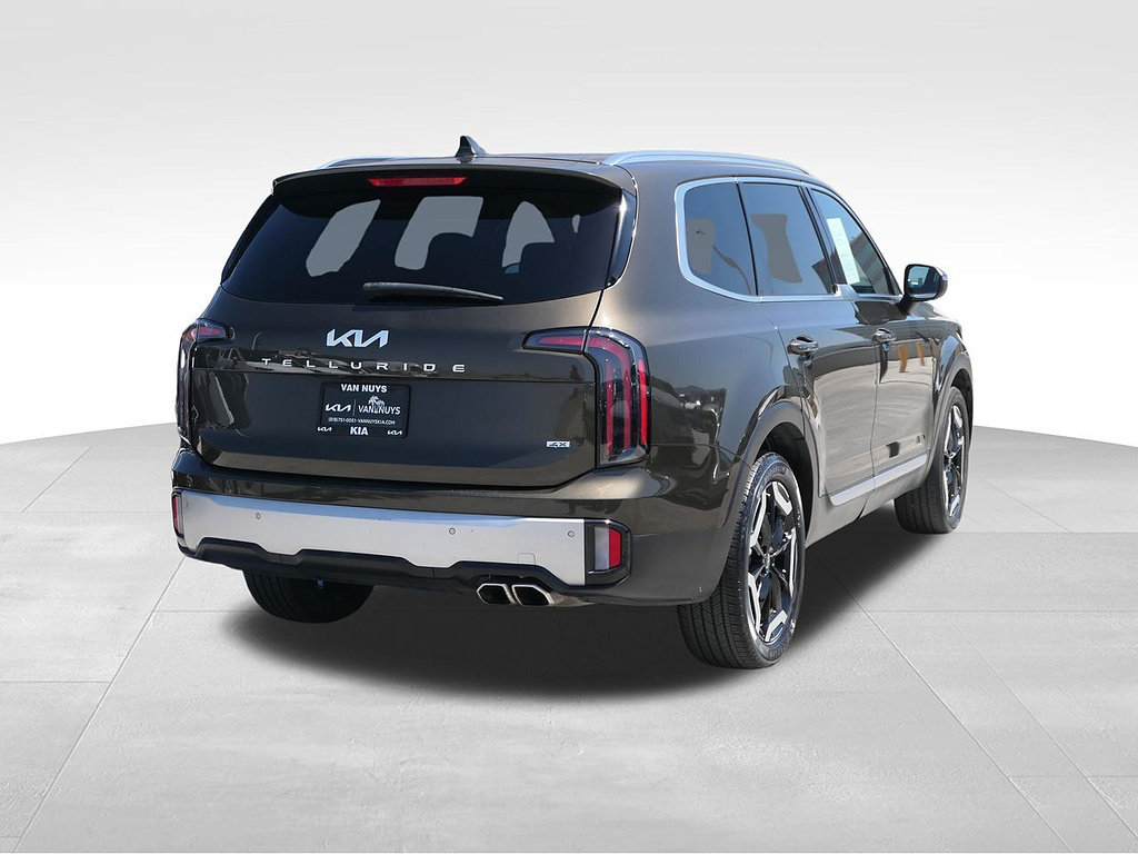 Used 2023 Kia Telluride EX w/ EX Captain's Chair Package AWD/4WD image 39