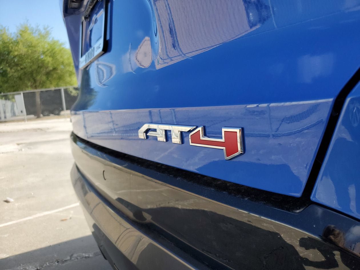 New 2026 GMC Terrain AT4 w/ Technology Package II AWD/4WD image 9