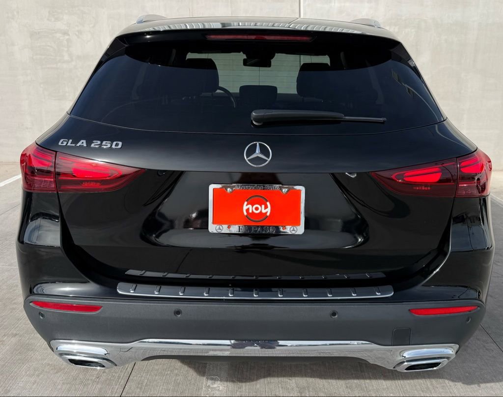 Used 2025 Mercedes-Benz GLA 250 image 8