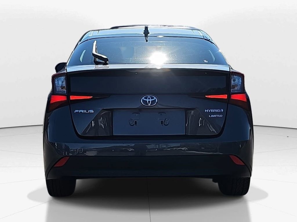 Used 2022 Toyota Prius Limited FWD image 5