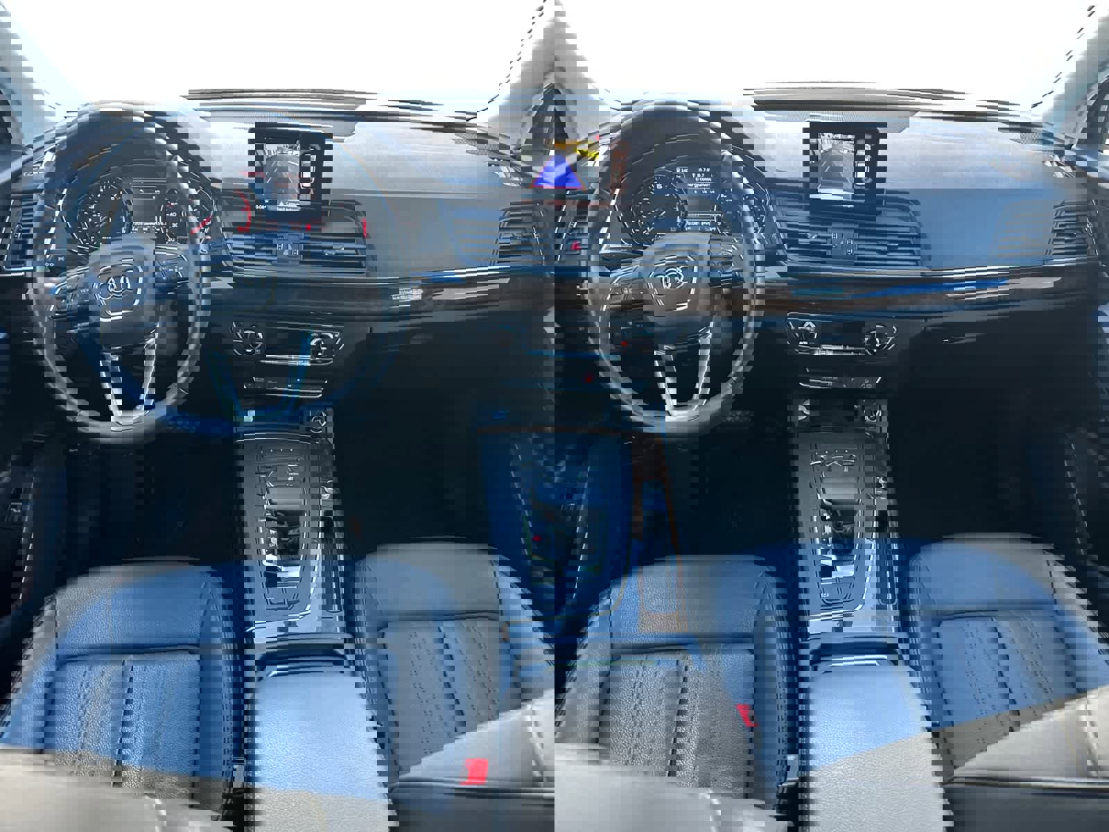 Used 2020 Audi Q5 2.0T Premium w/ Convenience Package image 6