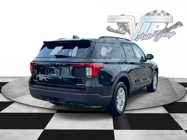 Used 2026 Ford Explorer Active AWD/4WD image 6