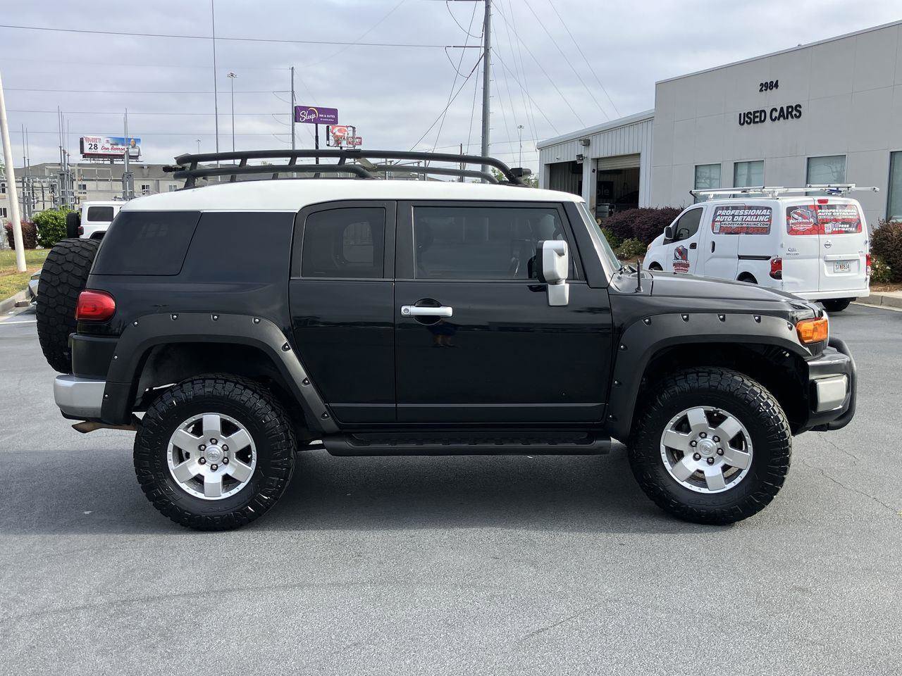 Used 2007 Toyota FJ Cruiser 2WD image 6