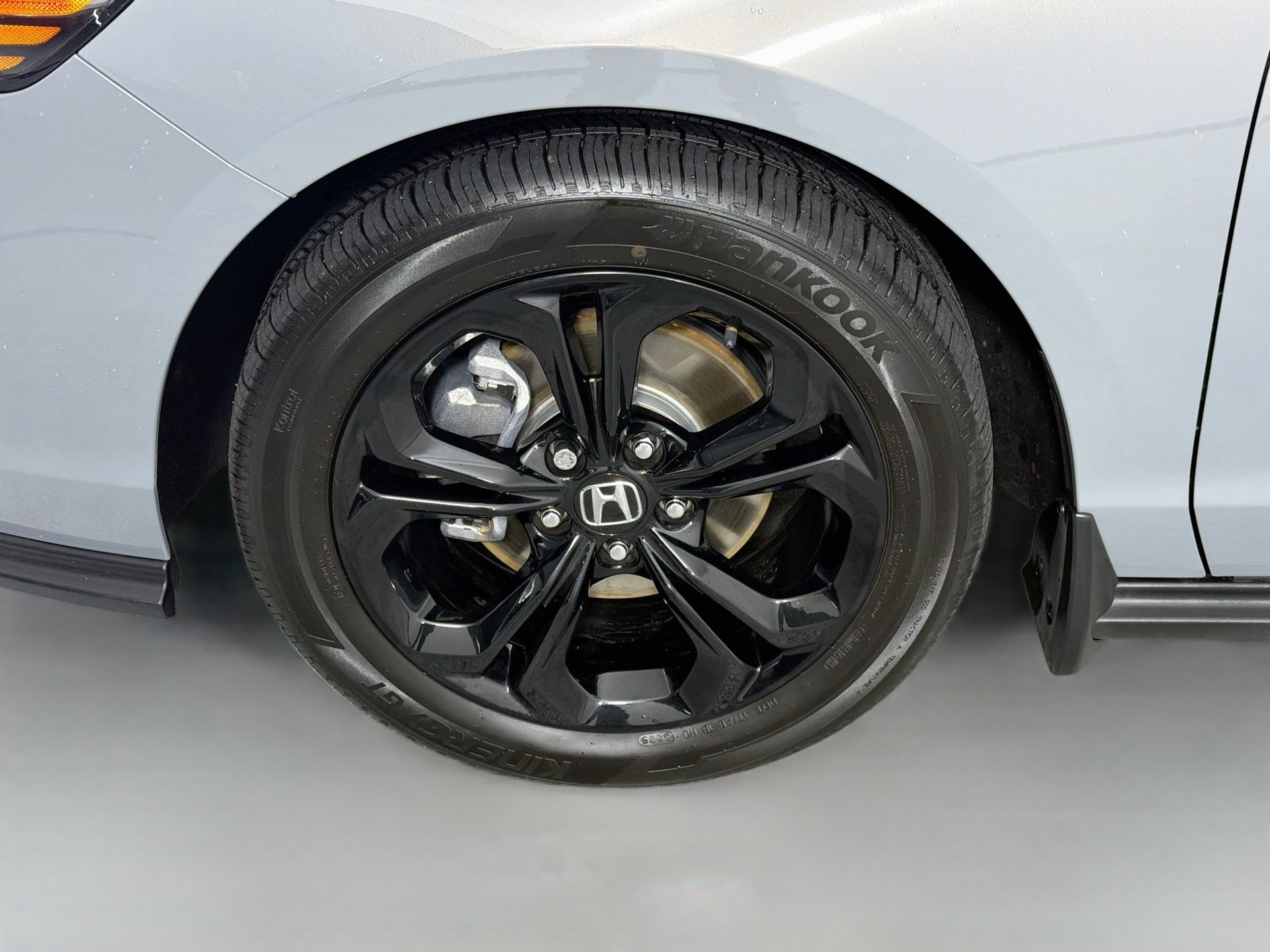 Certified 2025 Honda Accord SE image 38