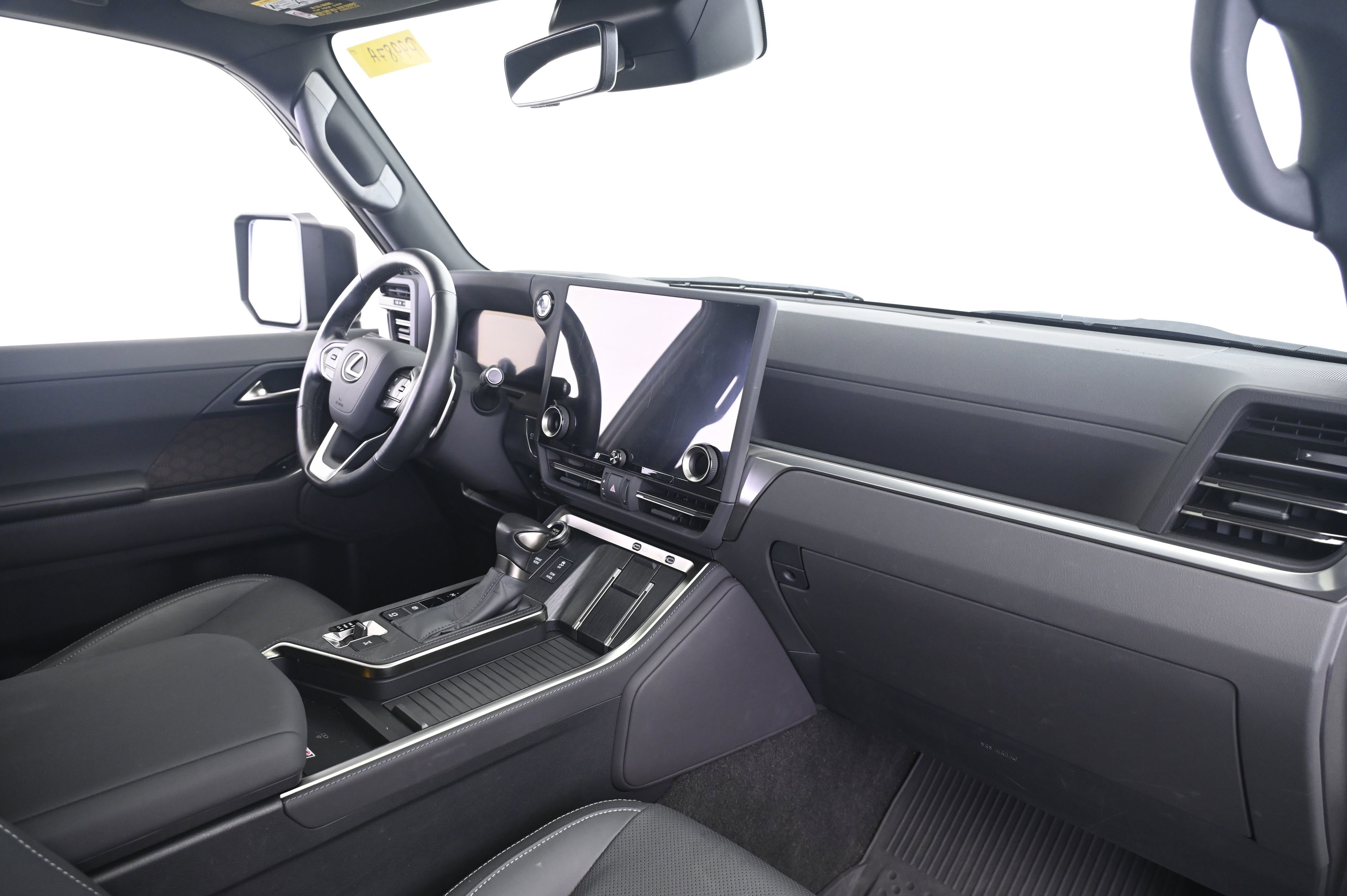 Used 2024 Lexus GX 550 w/ Accessory Package (Z1) AWD/4WD image 24