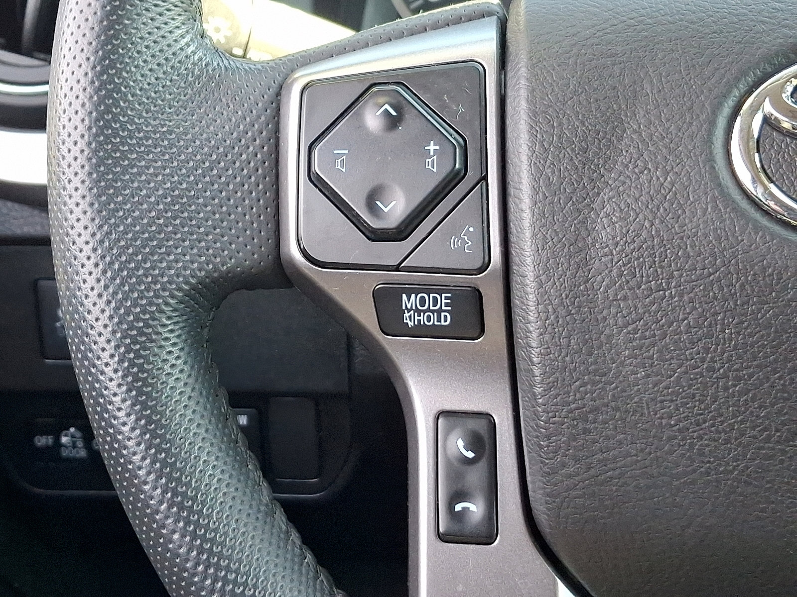 Certified 2023 Toyota Tacoma TRD Sport image 20