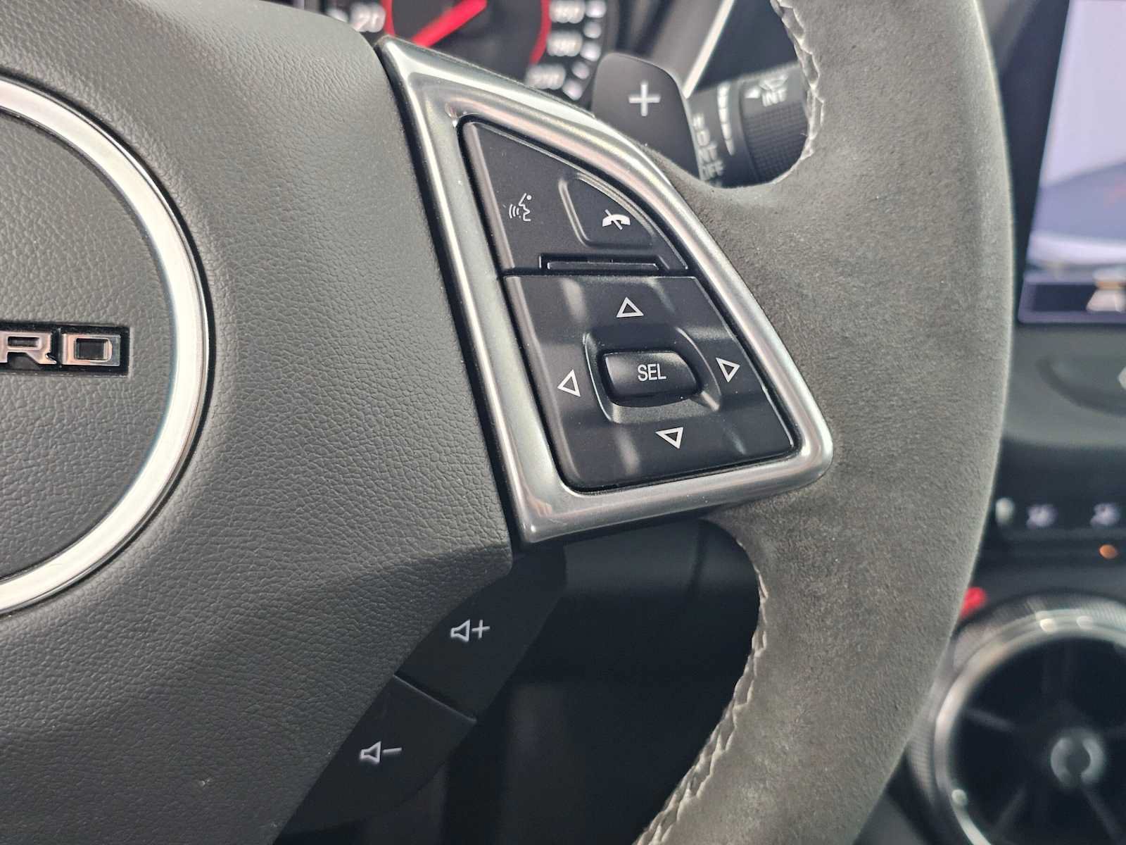 Used 2023 Chevrolet Camaro SS RWD image 31