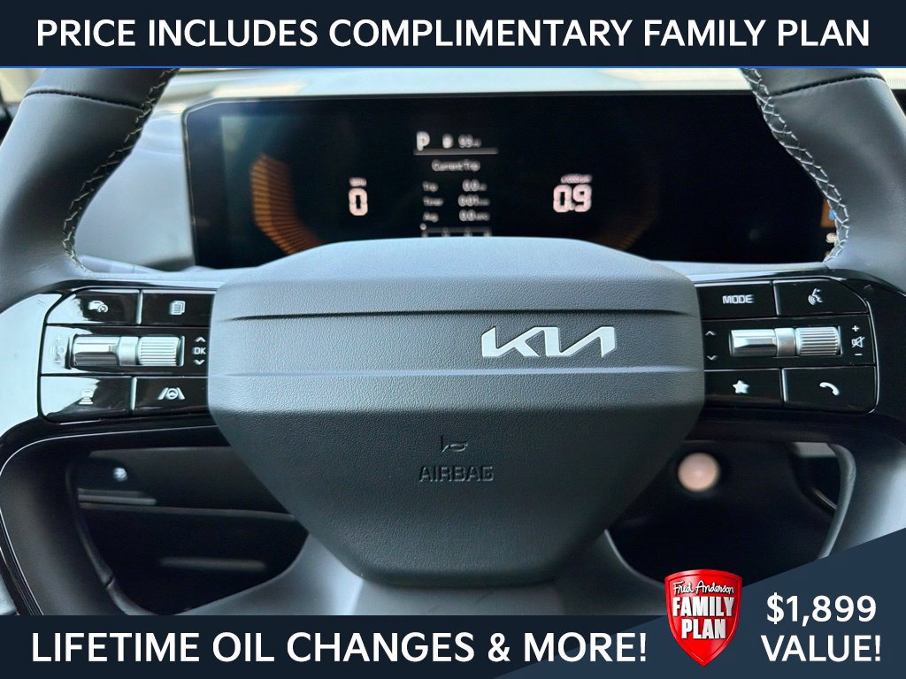 New 2026 Kia Sorento LX FWD image 17